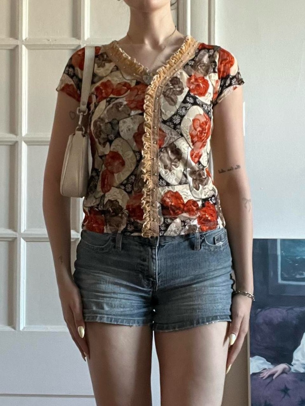 Vneck Orange & White Floral Tshirt